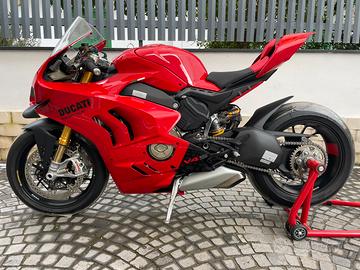 Ducati Panigale V4 S
