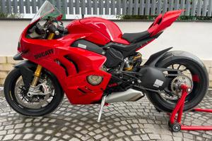 Ducati Panigale V4 S