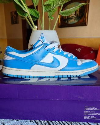 Nike Dunk Low UNC University - Limited Edition