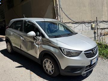 Opel Crossland X 1.2 benzina - 2019 frizione e cin