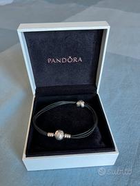 Bracciale Pandora con charm cuore s925 ale