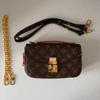 Pochette Louis Vuitton