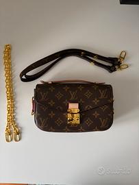 Pochette Louis Vuitton