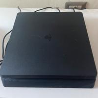 PlayStation 4 Slim 1TB + 2 joystick + 6 giochi