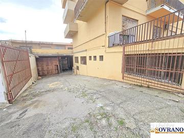 M. MARINE: AMPIO COMPLESSO IMMOBILIARE