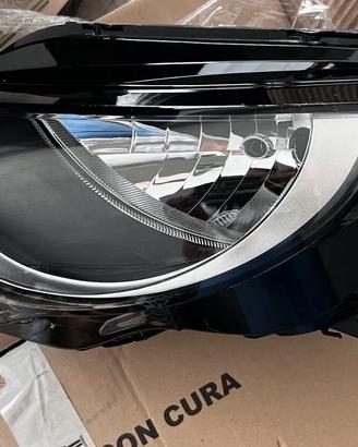 Faro destro originale per Fiat 500 Elettrica