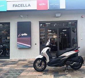 Piaggio Beverly 400 i.e. S HPE ARGENTO COMETA 2024