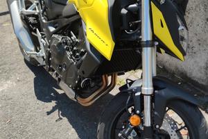 Honda CB 750 Hornet (2024) 4 anni di garanzia  res