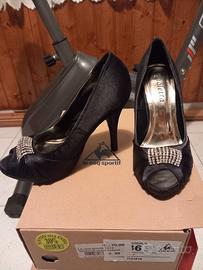 Scarpe donna con tacco nere n. 36