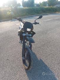 HUSQVARNA 125 4T