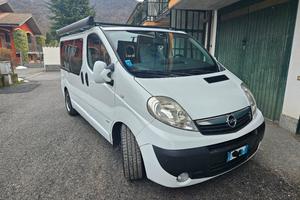 Opel vivaro tour