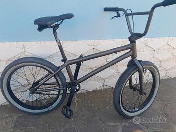 BMX KHEBikes Barcode