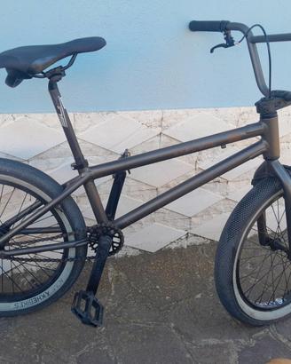 BMX KHEBikes Barcode