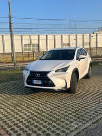 Lexus nx300h