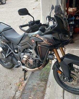 Honda Africa Twin 1000 DCT - Traveller Edition