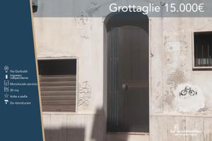 Via Garibaldi - Monolocale, ingresso indipendente