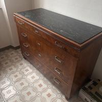 Comodino e cassettiera