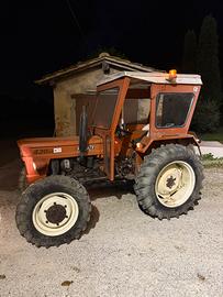 Trattore Fiat 420 dt