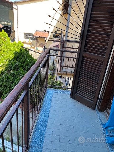 Appartamento libero - Vista 4
