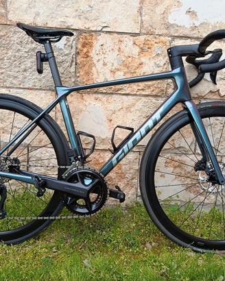 Giant TCR Pro 0 