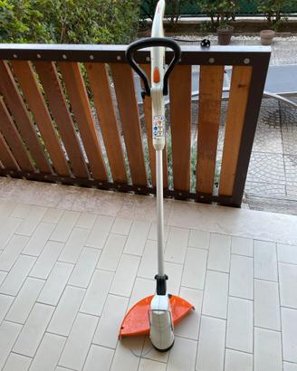Tagliasiepi Stihl FSE 52