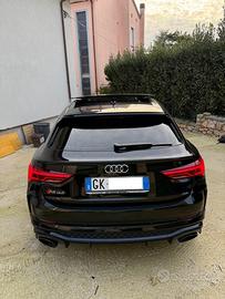 Audi RSQ3 Sportback Identity Black 2022