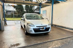 RENAULT Clio 1.2 16V GPL Dynamique Neopatentato
