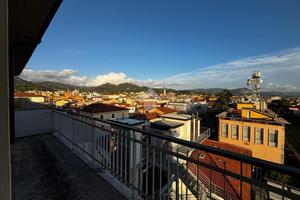 3 LOCALI A MONTECATINI-TERME