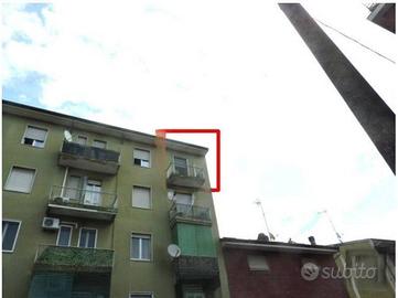 Immobile in asta di 75 m² con 2 locali a Cremona