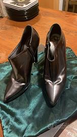 Stivaletto con tacco alto Casadei