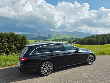 MERCEDES Classe E (W/S214) - 2022