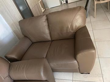 divani 2 posti
