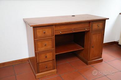 Scrivania legno 