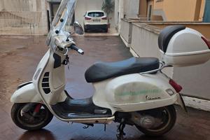 Vespa gts 300 anno 2011