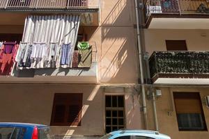 3 LOCALI A PALERMO