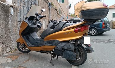 Yamaha Majesty 250 anno 2006