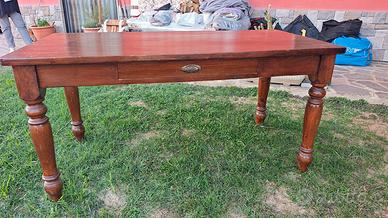 Tavolo in abete massello gambe tornite 159 cm