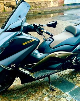 Yamaha T Max 530