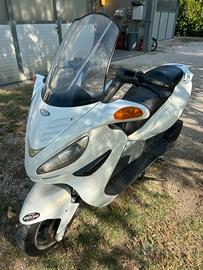 Malaguti Madison 250