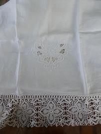 3 asciugamani nuovi in puro lino e bordi uncinetto