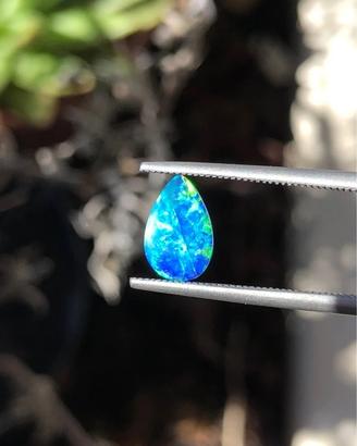 Opale Australiano naturale 1.09 ct