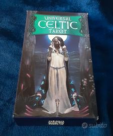 78 Universal Celtic Tarot - Floreana Nativo