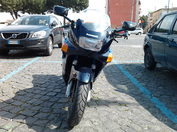 Kawasaki zzr 600