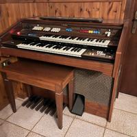 Organo elettronico Farfisa 5220