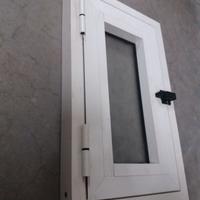 FINESTRA IN ALLUMINIO