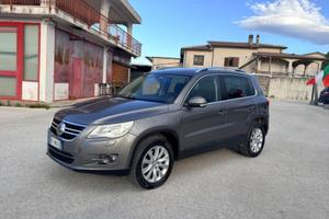 Volkswagen Tiguan 2.0 16V TDI DPF Sport & Style (1