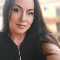Donna delle pulizie italiana