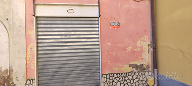 Locale commerciale uso ufficio /negozio