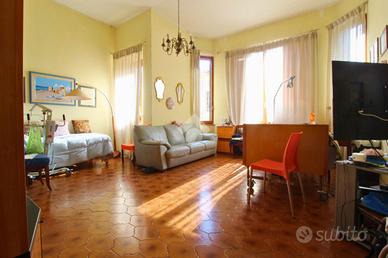 3 LOCALI A ASCOLI PICENO