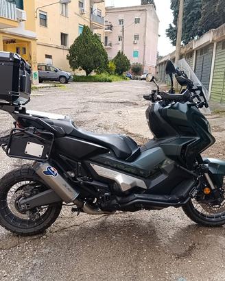 Honda xadv 750
